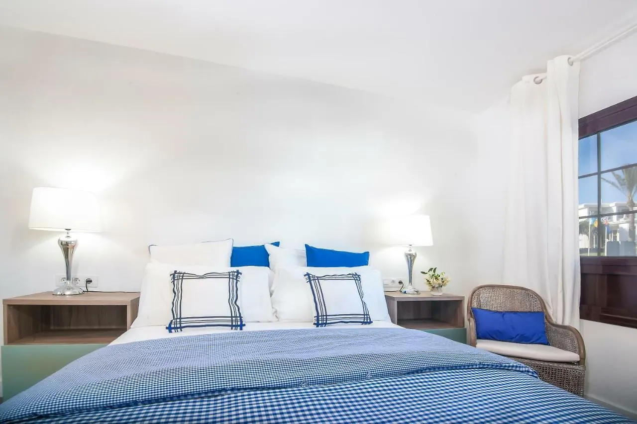Rooms & Suites The Lighthouse Tias