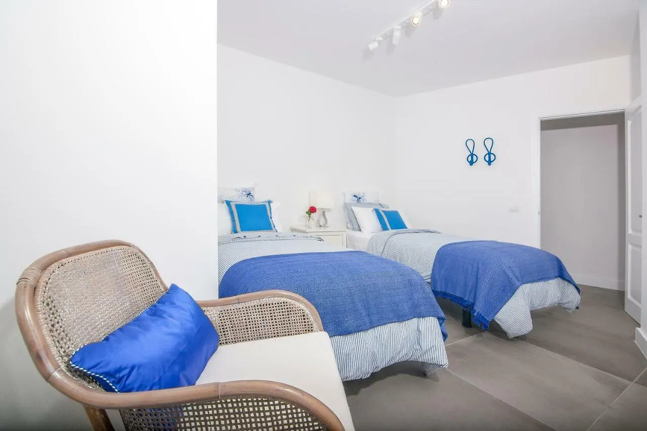 Rooms & Suites The Lighthouse Tias Apartment